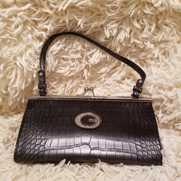 Guess Handbags - Vintage Guess purse